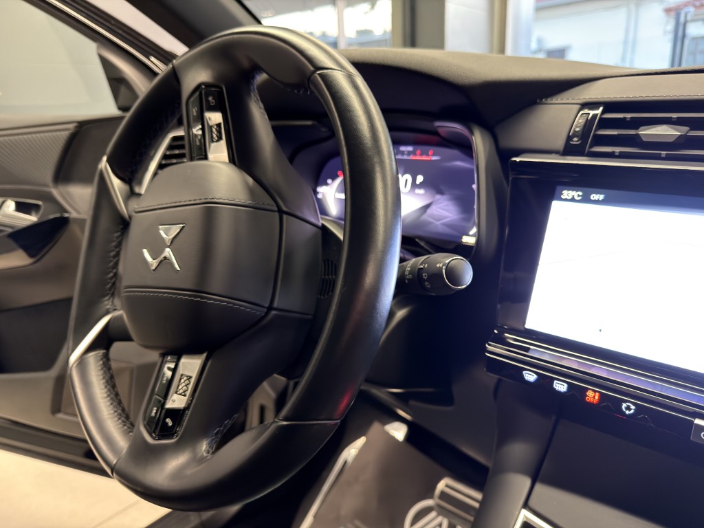 DS7 1500 BLUEHDI 130 CV OPERA TETTO APRIBILE